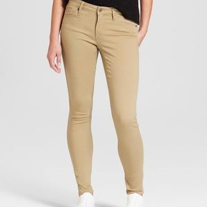Mid-Rise Super Soft Khakis legging/pant
